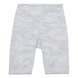 Lululemon White Camo Wunder Under Short 10” Size 10